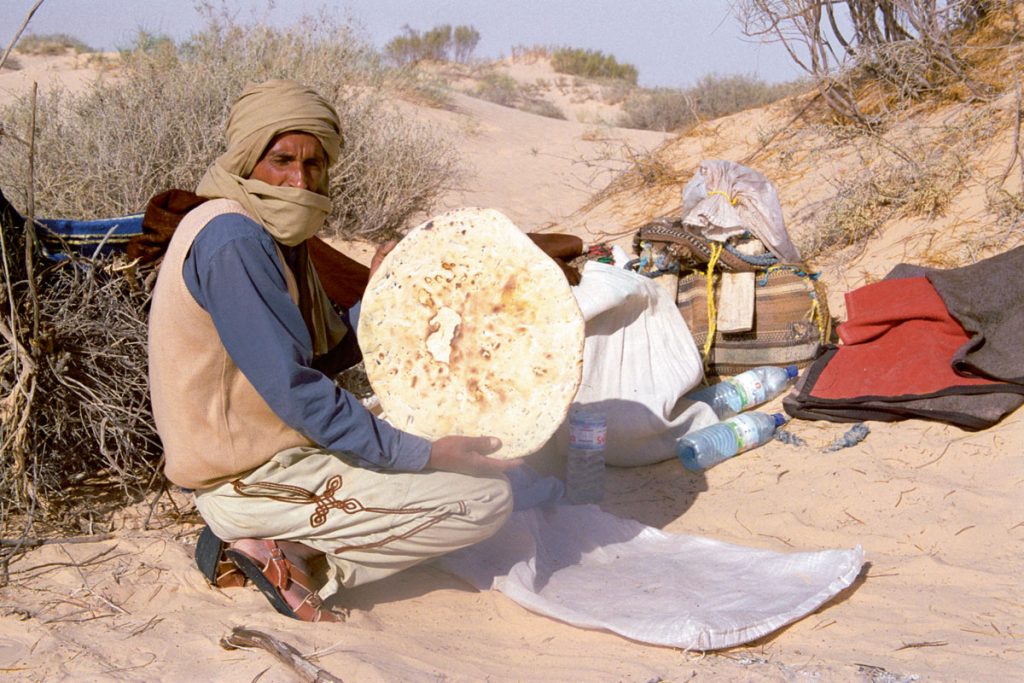 Kameltrekking in der Sahara, Tunesien