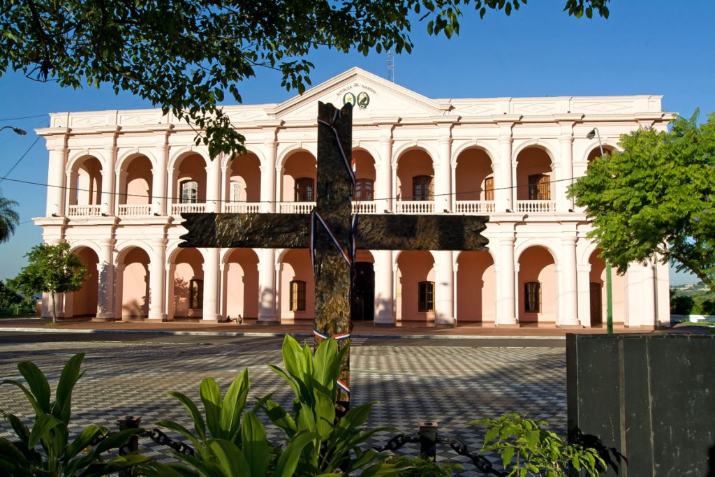 Ehemaliger Senat von Paraguay in Asuncion. Heute ein Museum für Geschichte.