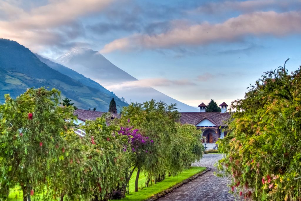 Blick von der Hacienda Leito zum Tungurahua (5023m)