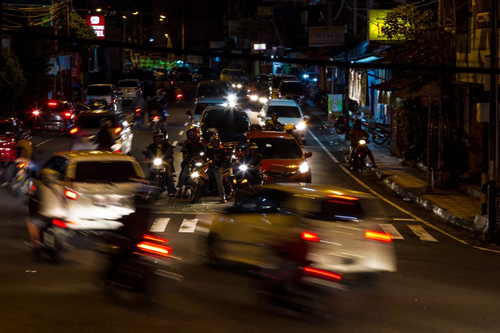 Nachtverkehr in Yogyakarta, Java