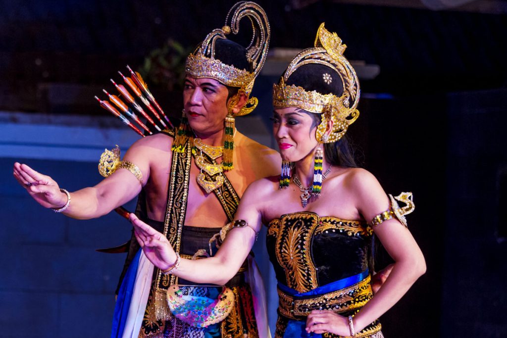 Das Ramayana Ballet erzählt die Geschichte Shintas in einem Amphitheater in Yogyakarta, Java