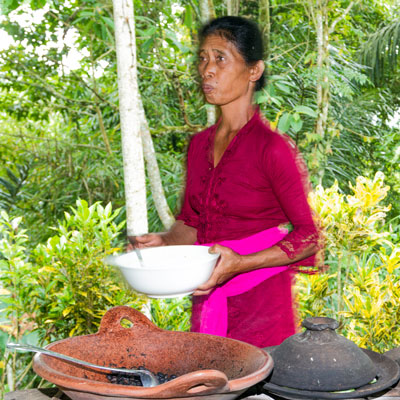 Frau im Bagus Agro Pelaga auf Bali