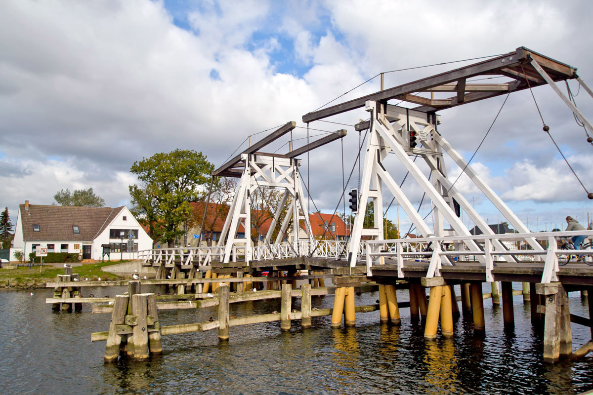 Zugbrücke In Greifswald-Wieck