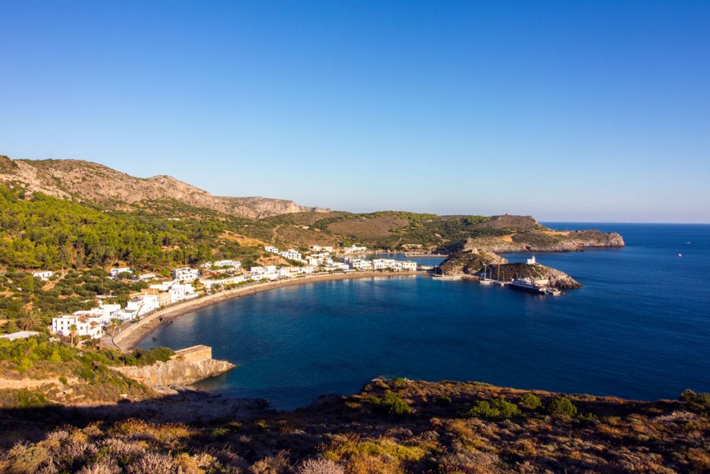 Karibikflair an der Doppelbucht von Kapsali, Kythira