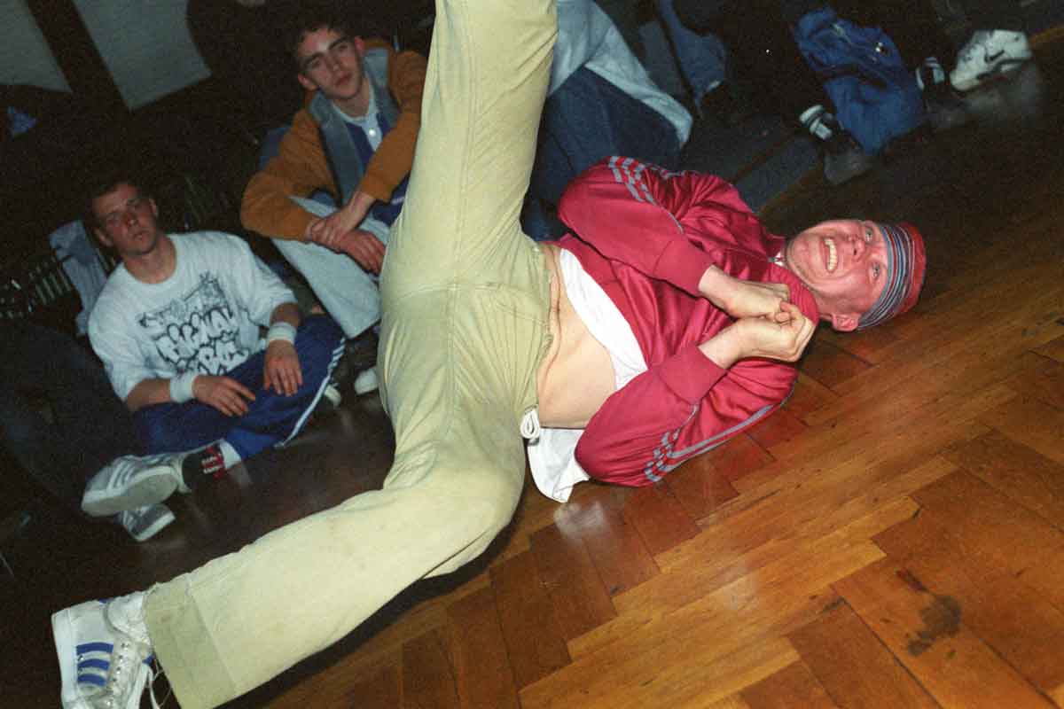 Ralf Habicht beim Breakdance im Sky Pirna